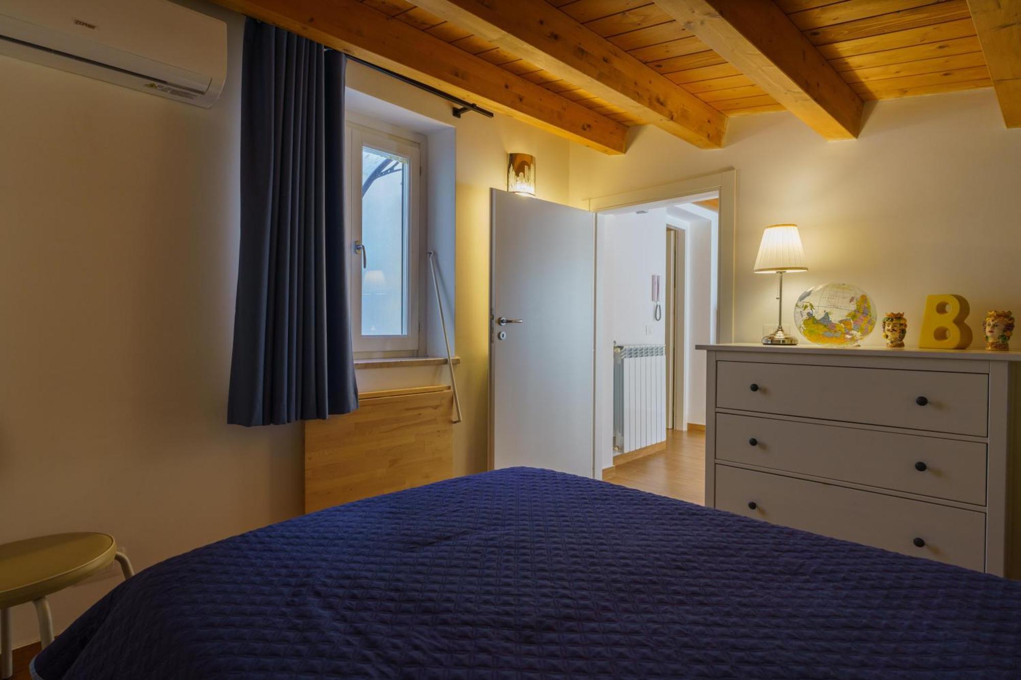 Maquedino Holiday Home & Terrace - Cozy Central Loft باليرمو المظهر الخارجي الصورة